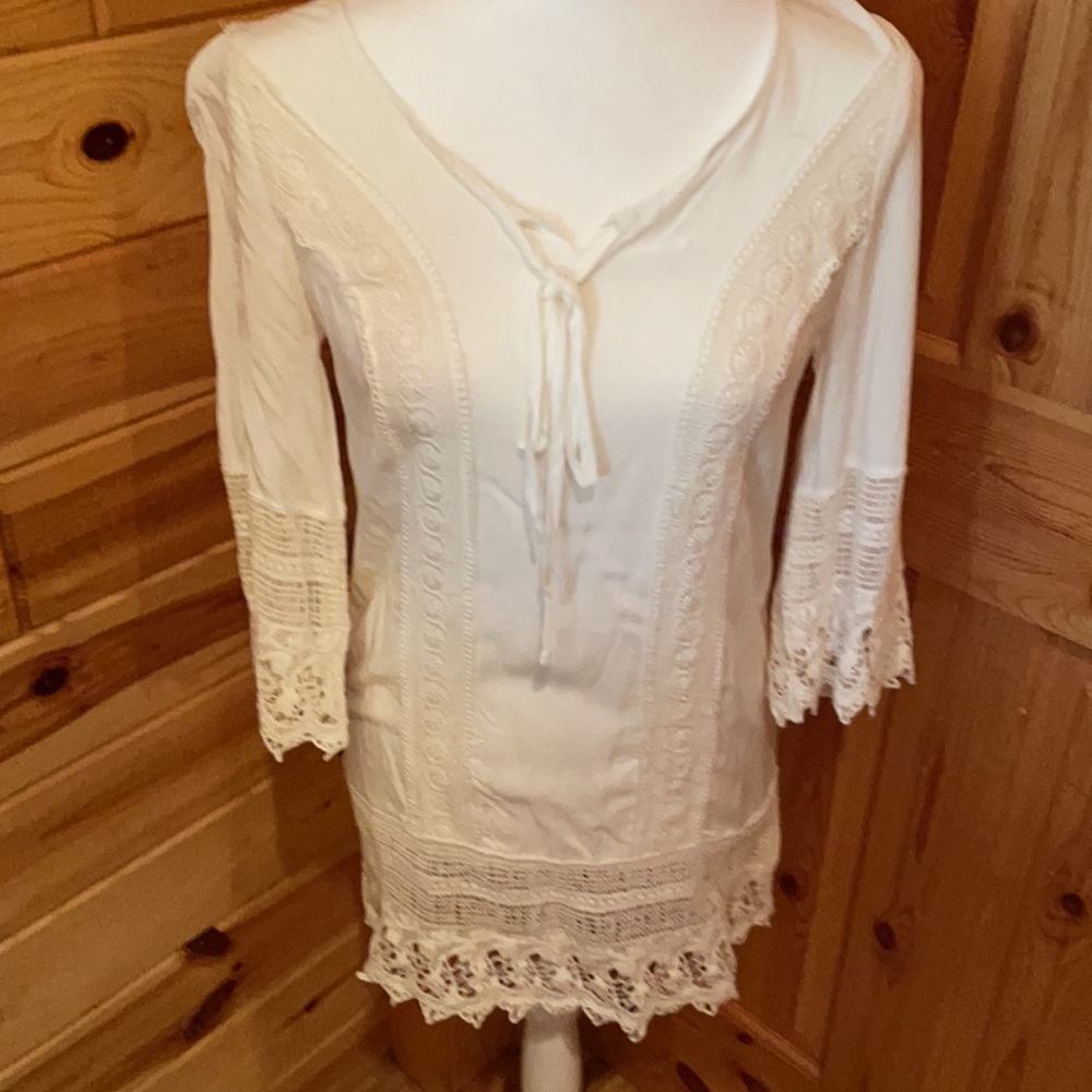 Blouse - Picture 2 of 3